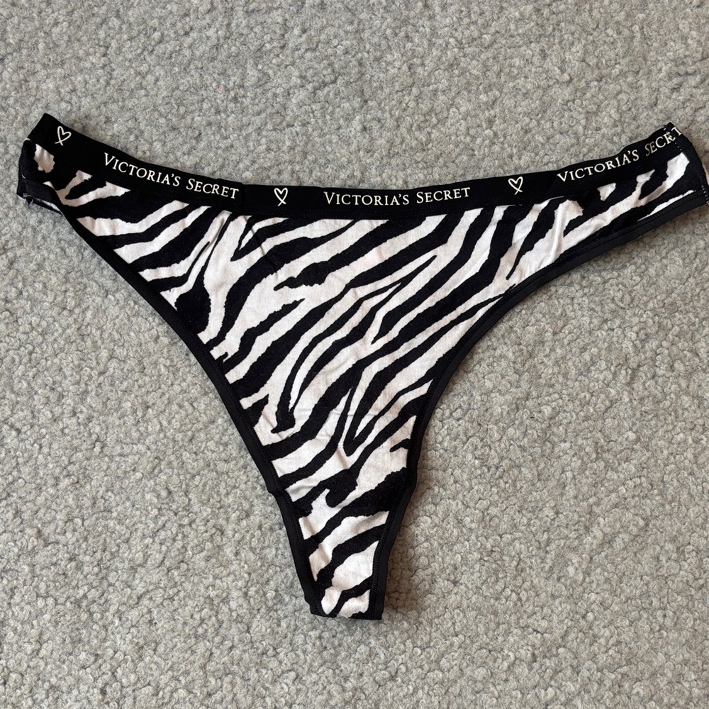 VS Cotton Thong XL